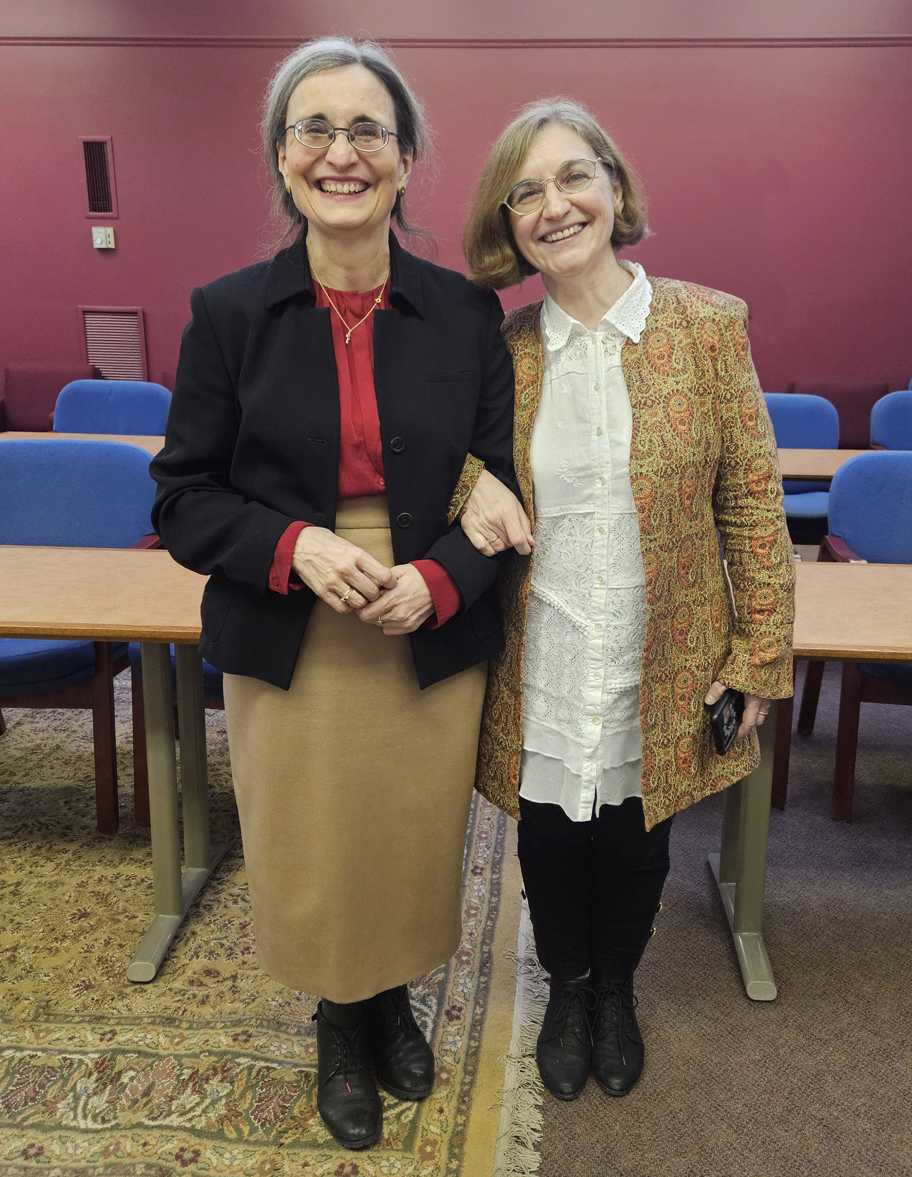 Carmen Cardelle de Hartmann and Greti Dinkova-Bruun